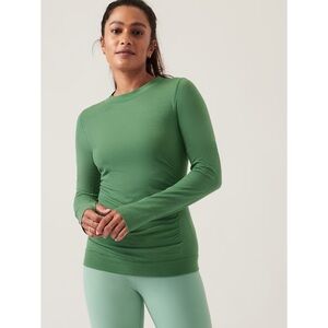 Athleta Foresthill Ascent Seamless Top in Vineyard Green Size S NWT